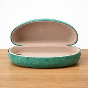 ALDO | Tiffany Blue Crocodile Faux Skin Sunglasses Case